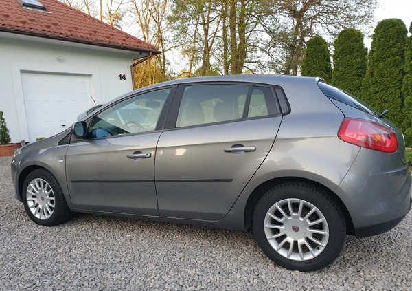 Fiat Bravo cena 18500 przebieg: 188000, rok produkcji 2010 z Bytów małe 232